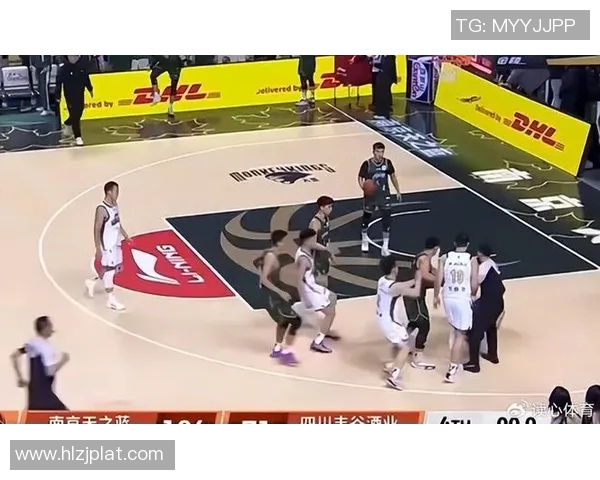 今晚四川对阵广东的精彩对决谁能笑到最后让我们拭目以待